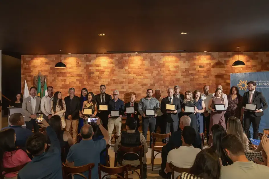 Câmara Municipal homenageia figuras importantes em Rio Piracicaba