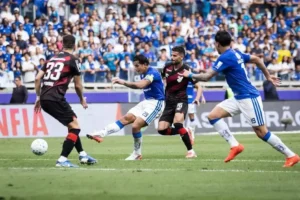 Cruzeiro se recupera e vence Athletico-PR após eliminação na Copa do Brasil