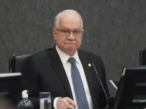 Fachin estabelece procedimento para o julgamento de Alexandre de Moraes