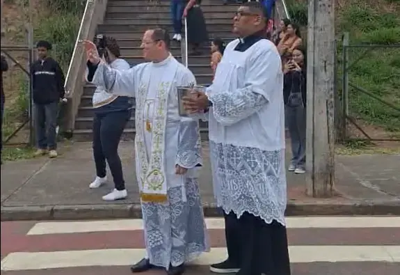 Feira da Providência reúne comunidade e cavaleiros no Santuário São Geraldo Majela