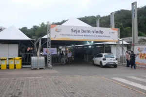 I Seminário de Apicultura atrai mais de 300 pessoas em São Gonçalo do Rio Abaixo
