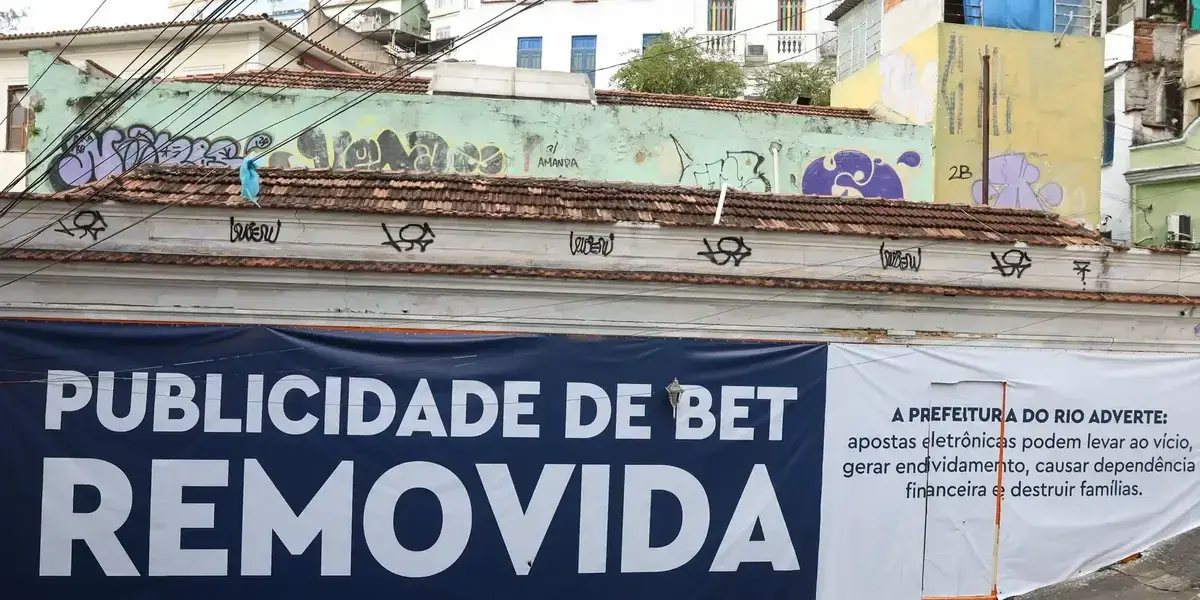 Impactos das apostas online: Como as dívidas têm afetado brasileiros