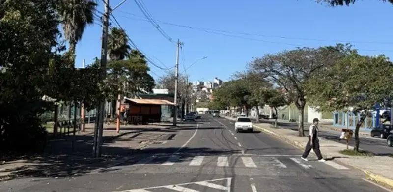 Interdição na Avenida Mauro Ribeiro Lage altera itinerários de ônibus em Itabira