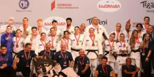 Medalhas de bronze: Brasil brilha no Mundial Paralímpico de Judô e Triatlo