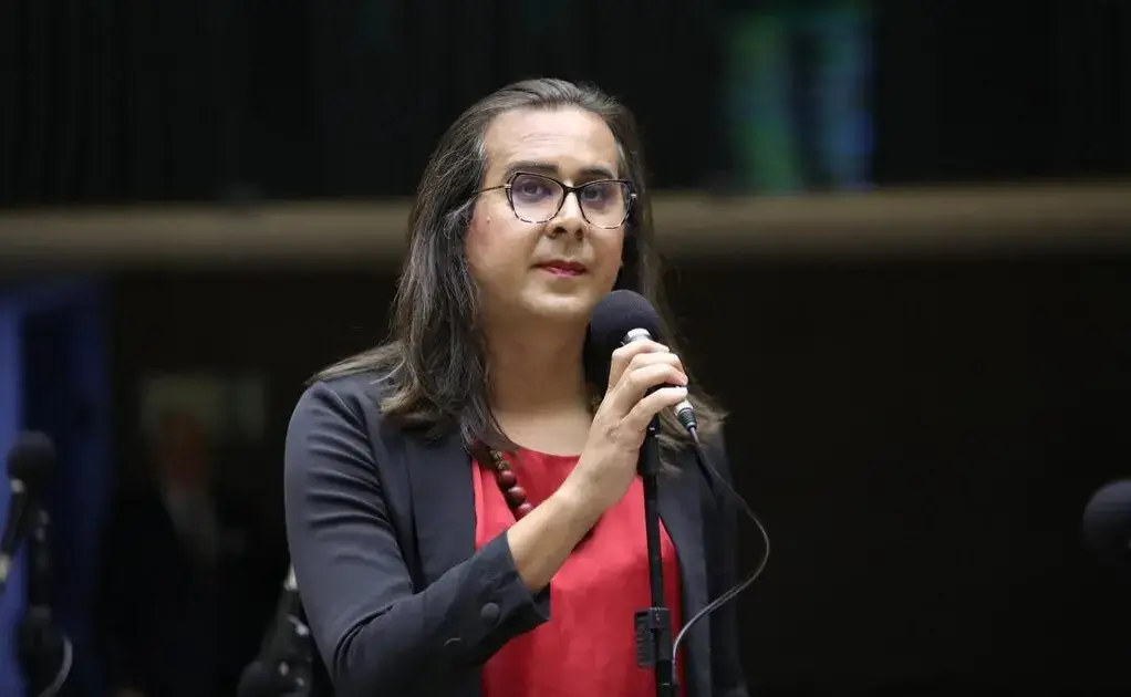 Minas Gerais apresenta nove candidaturas trans, um marco no Brasil