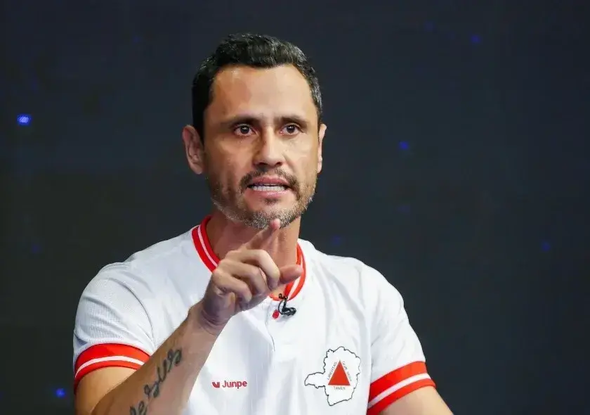 Pesquisa Quaest aponta Cleitinho Azevedo liderando em Minas Gerais com 37%
