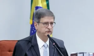 PGR solicita anulação de investigação envolvendo Moraes e Vorcaro
