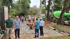 Prefeitura implementa melhorias em segurança e acesso escolar no Vila Tanque