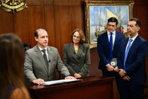Renzo Brás toma posse em nova função política