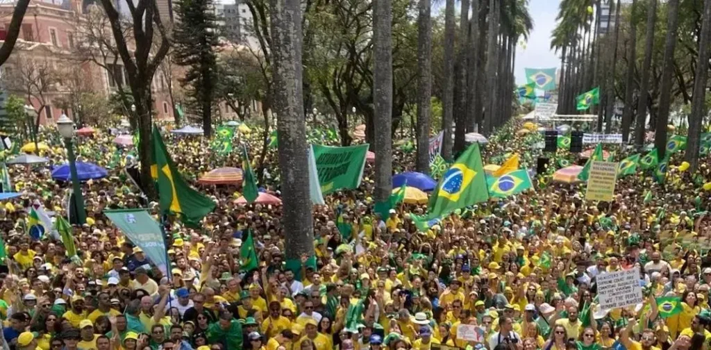 Sete de Setembro: Manifestações em Defesa da Justiça e Críticas ao STF Sete de Setembro: Manifestações em Defesa da Justiça e Críticas ao STF
