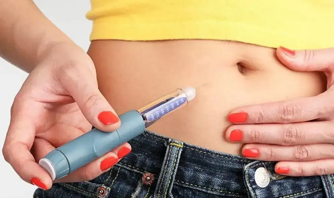 SUS inicia distribuição de canetas emagrecedoras para obesidade