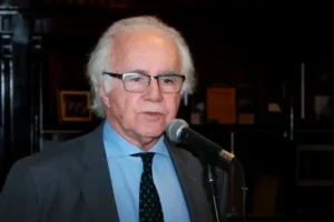 A Democracia: Entre a Harmonia e os Conluios nas Relações Sociais