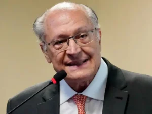 Alckmin e sua presença digital: impacto nas redes sociais brasileiras