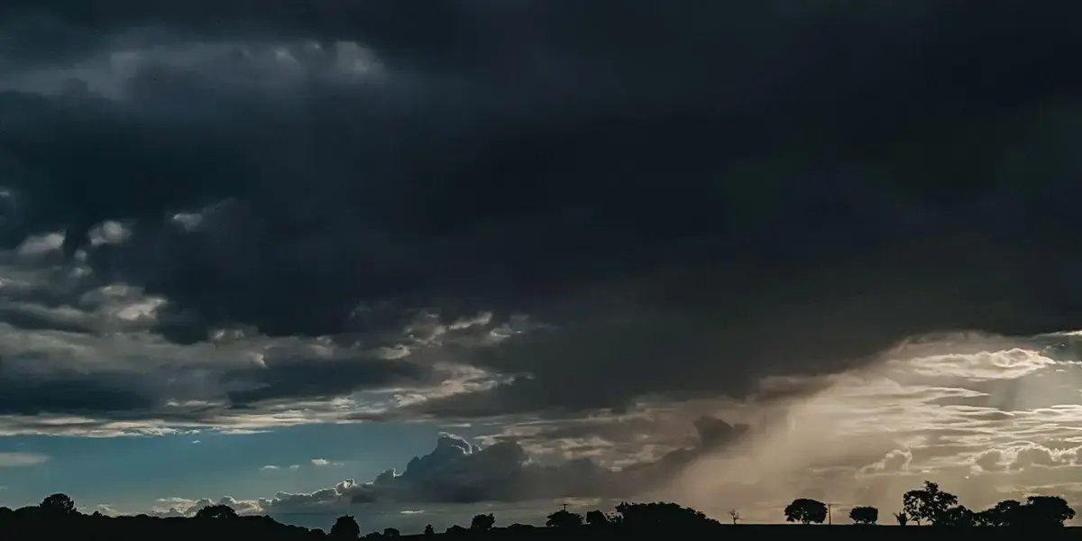 Alerta de tempestades para todo o Brasil no feriado de Nossa Senhora Aparecida