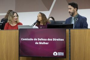 Avança capacitação de servidores na prevenção à violência de gênero Avança capacitação de servidores na prevenção à violência de gênero