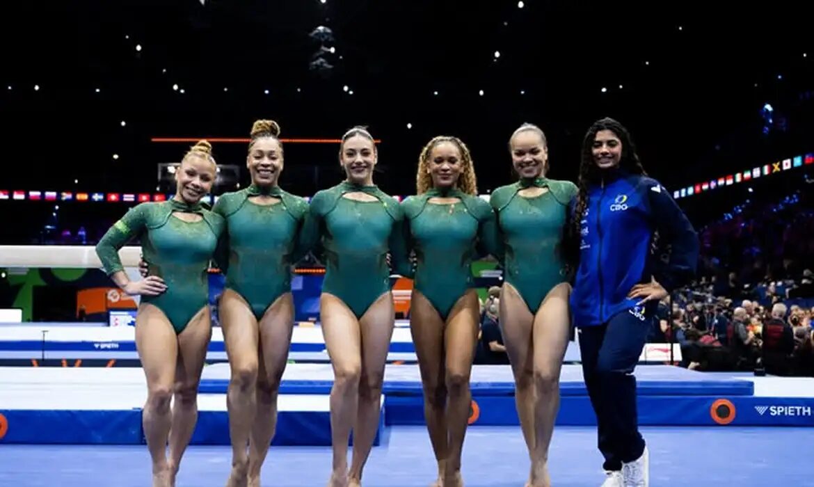 Brasil fica em 5º lugar na final por equipes do Mundial de Ginástica