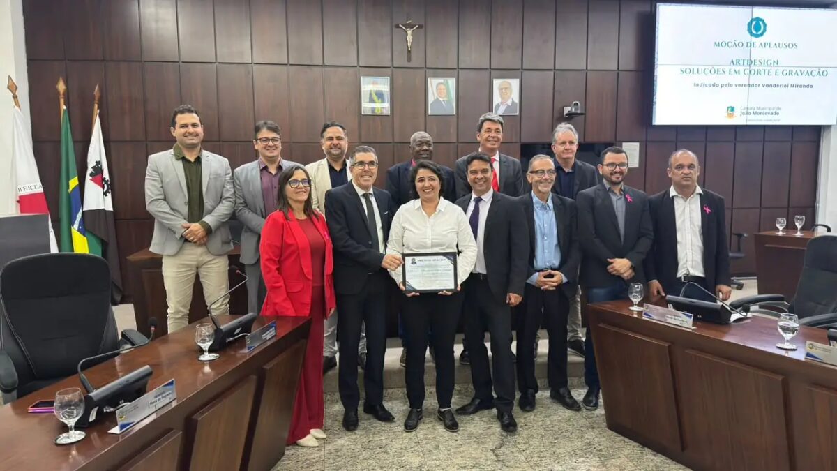 Câmara de João Monlevade entrega Moção de Aplausos à ArtDesign