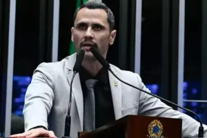 Cleitinho fala sobre confiança na vitória e papel da fé nas eleições