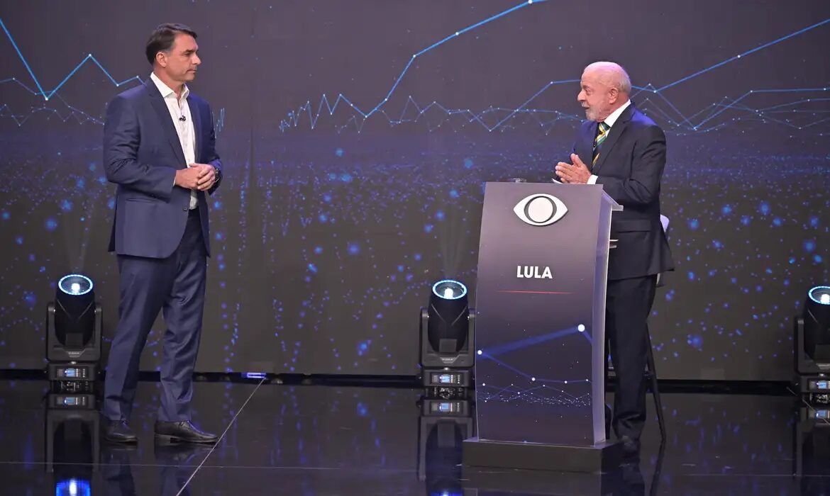 Decepcionante, triste, vergonhoso, infeliz: como eleitores analisaram o debate na Band