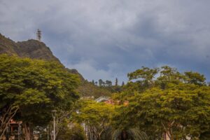 Defesa Civil alerta para tempestades e ventos fortes em Minas Gerais neste fim de semana
