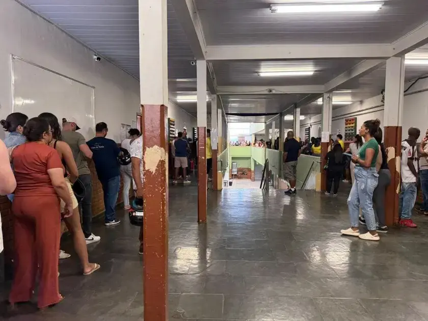 Eleição em Itabira mostra filas e movimento intenso nas urnas