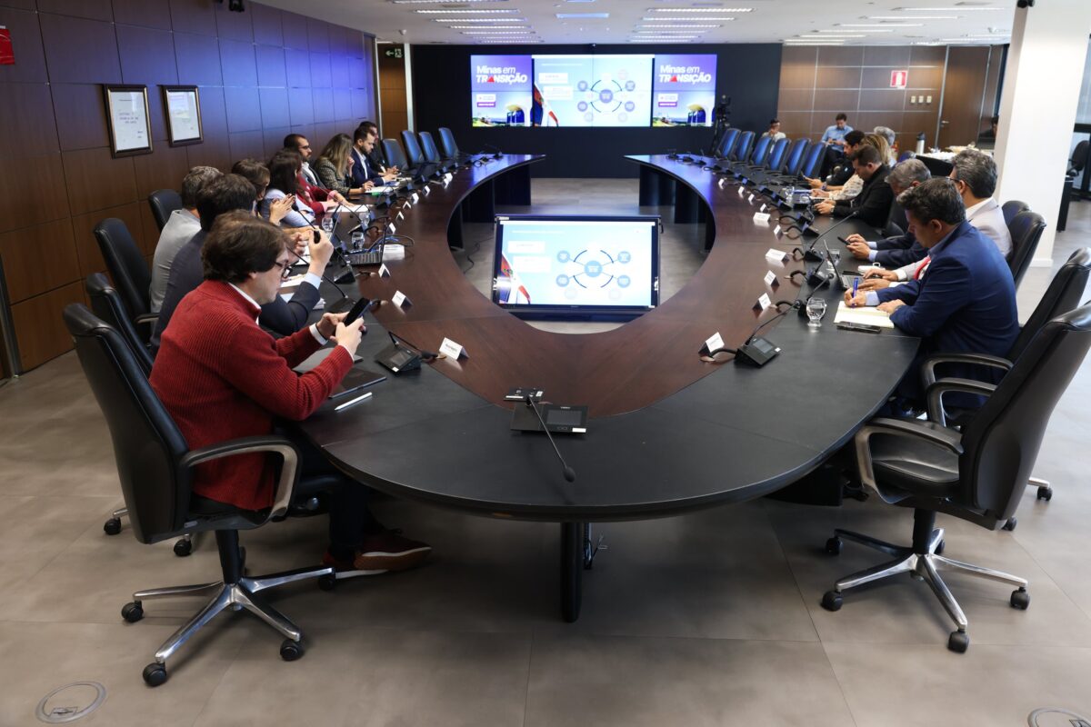 Governo de Minas realiza terceira reunião com a equipe de transição, com foco nas políticas públicas na área da educação