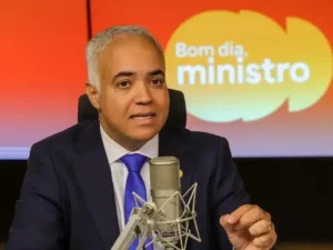 Governo federal mantém bloqueio de R$ 3,3 bilhões em emendas Governo federal mantém bloqueio de R$ 3,3 bilhões em emendas