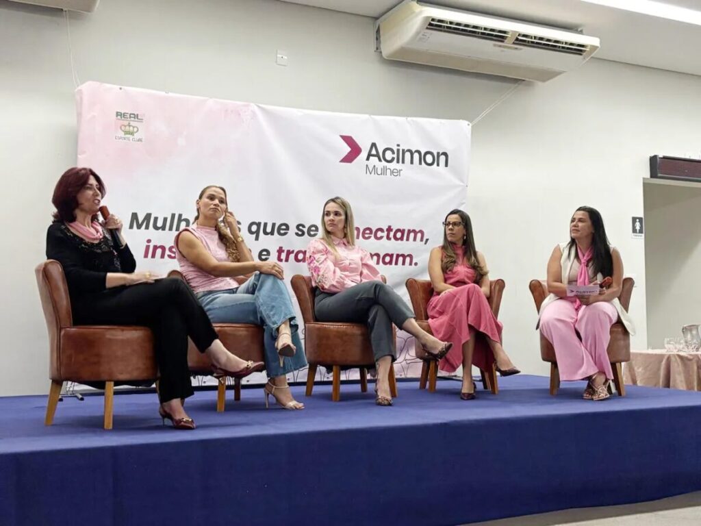Happy Rosa reúne mulheres em noite de informação, prevenção e autocuidado