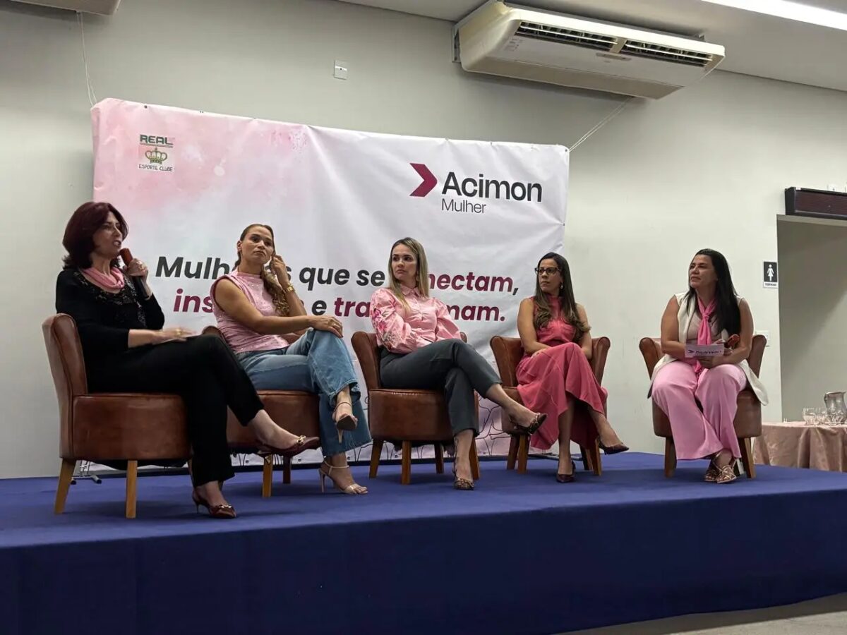 Happy Rosa reúne mulheres em noite de informação, prevenção e autocuidado em Monlevade