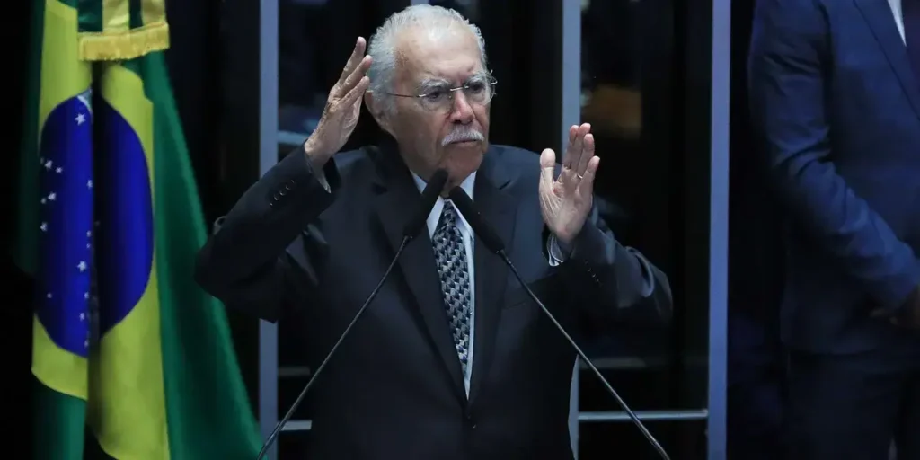 José Sarney é internado em UTI após cirurgia abdominal no Maranhão