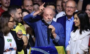 Lula discursou em São Paulo depois da apuração dos votos