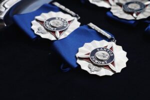 Medalha Santos Dumont homenageia 130 pessoas nesta terça (27)