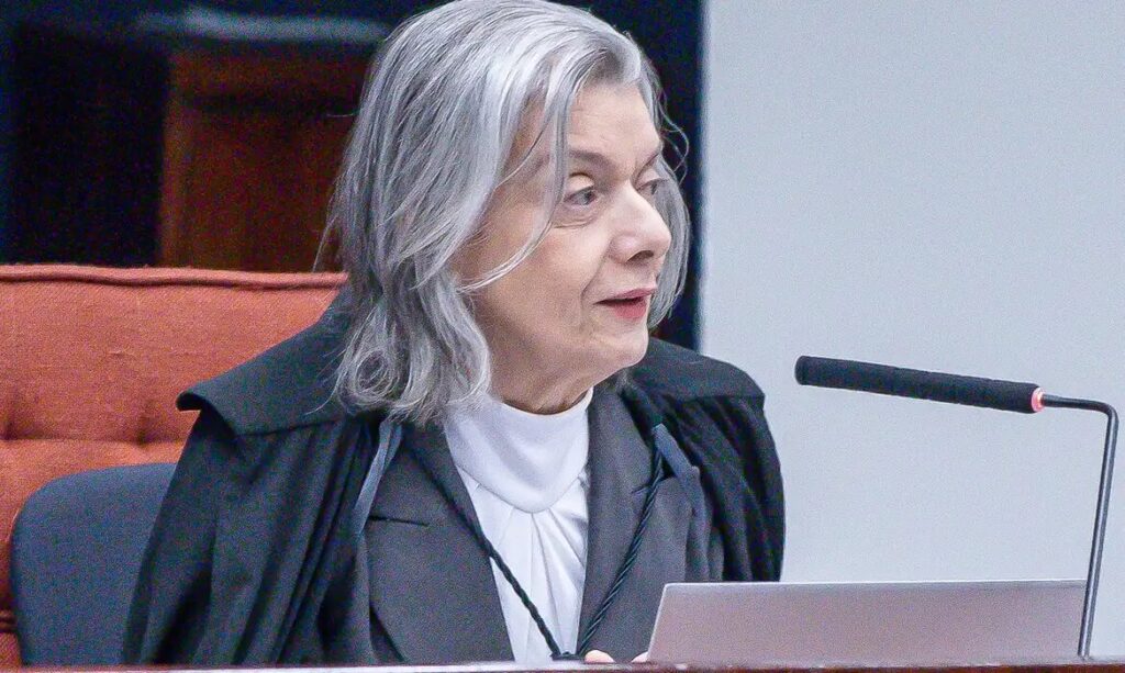 Ministra rejeita ação que pedia transporte interestadual na eleição