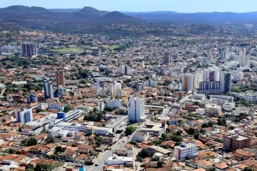 Montes Claros abre 1.853 empresas em 9 meses