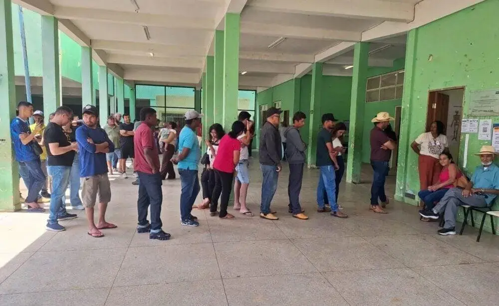 Movimentação nas urnas de Ipoema e Senhora do Carmo em Itabira
