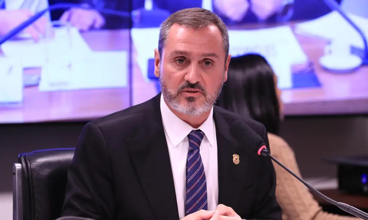 MPF investiga diretor-geral da PF por suposto vazamento no caso INSS