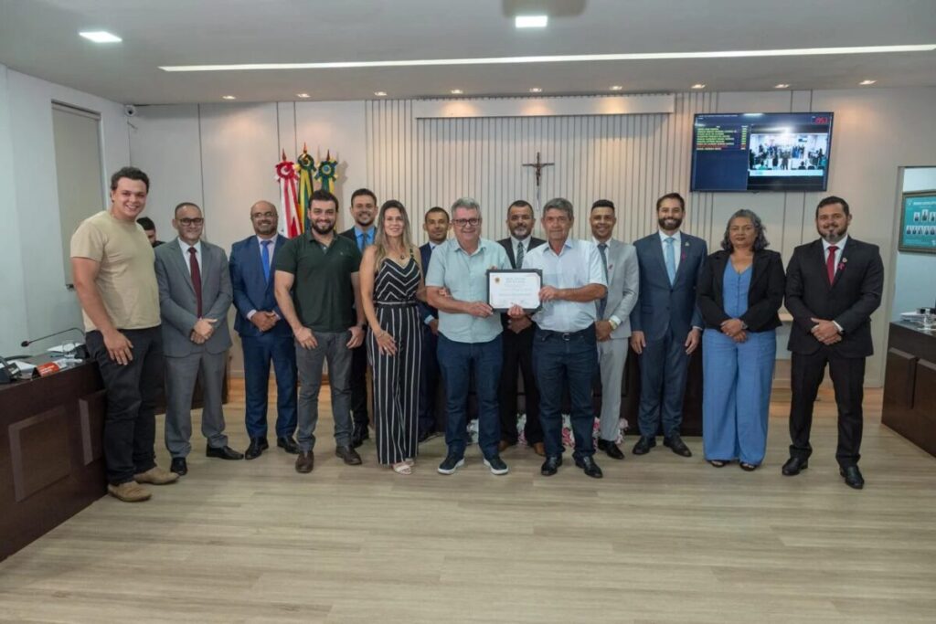 Noite de homenagens: Câmara de São Gonçalo do Rio Abaixo fez entrega de onze Moções de Aplausos