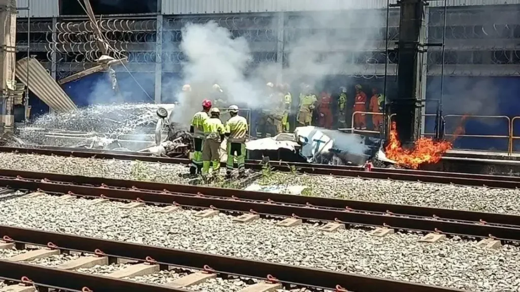 Piloto morre em queda de avião na estação São Gabriel, em BH