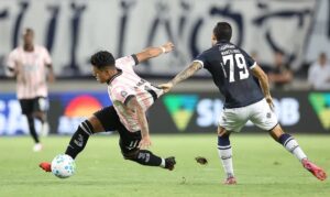 Remo volta a vencer após 12 jogos e complica Botafogo no Brasileirão