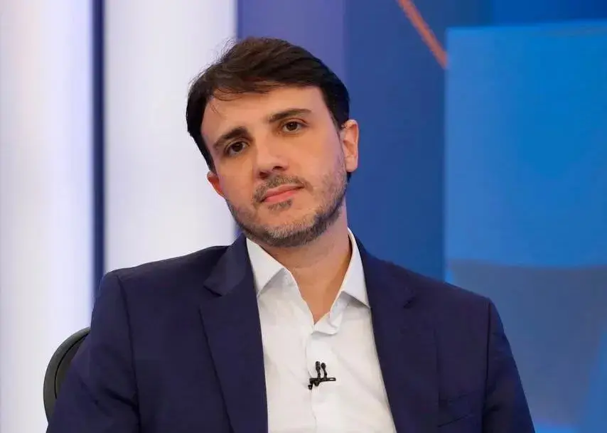 Renan Calheiros fica de fora do debate da Globo, decide o TSE