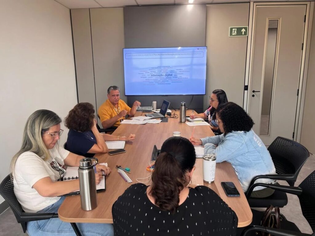 São Gonçalo do Rio Abaixo: Prefeitura prepara planejamento na Educação para os próximos dez anos