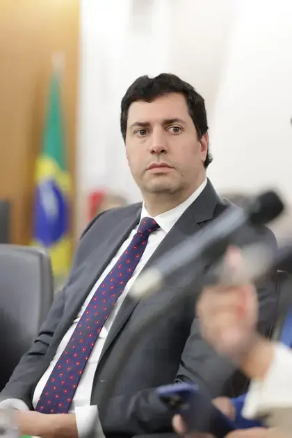 Tito Torres se mantém fora da disputa pela presidência da Assembleia