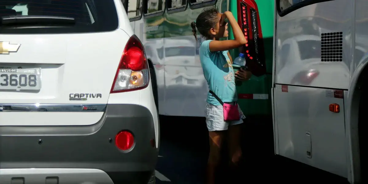 Trabalho infantil no Brasil diminui 9,2% de 2024 para 2025, diz IBGE