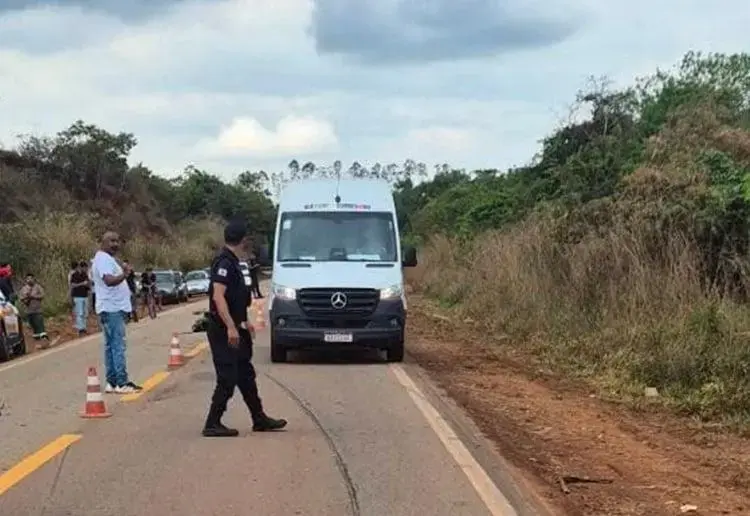 Tragédia na MG-129: motociclista morre em colisão com carreta em Catas Altas